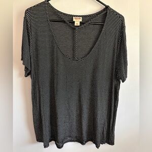 Mossimo Supply Co. Black & White Striped Scoop Neck Tee